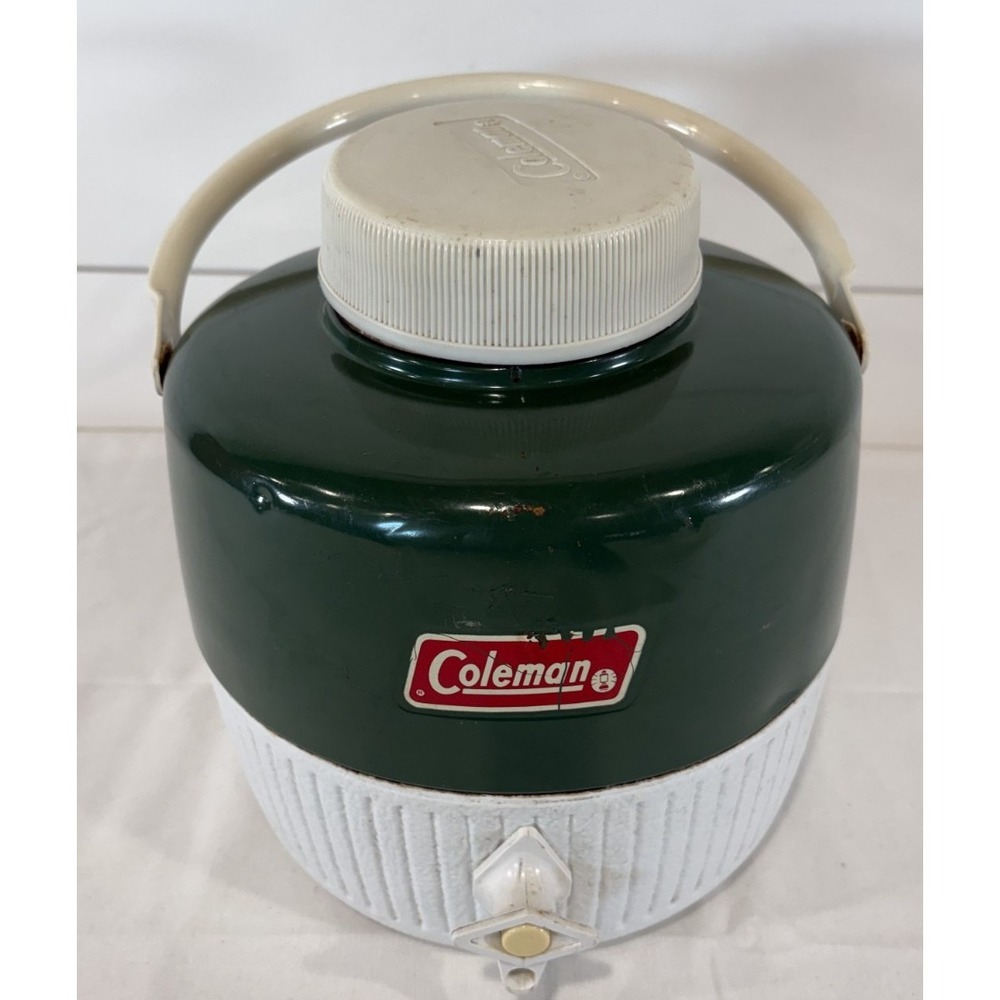 Vintage Coleman Snow Lite Green White 1 Gallon Jug 5501B700 Lid & Cup 5501 w/Box